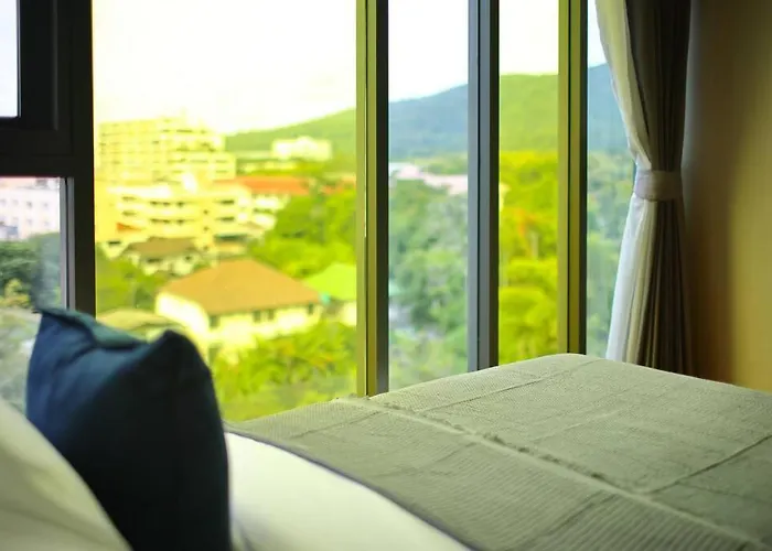 Stunning Spacious Mountain View Apartment