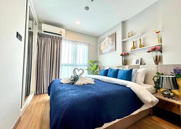 Astra Sky River Condo 715
