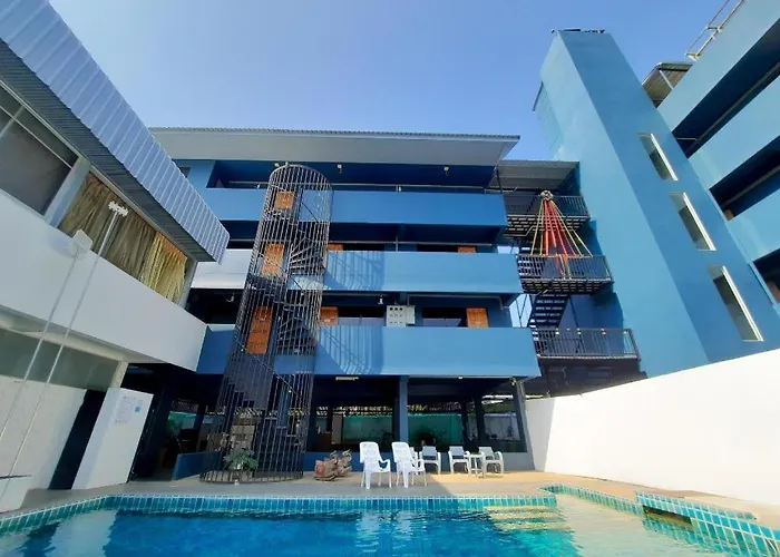 Watket Hotel