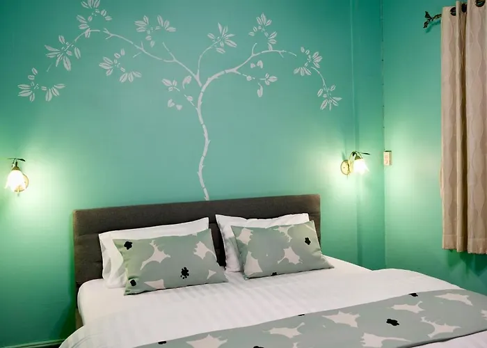 Maross Bed And Room