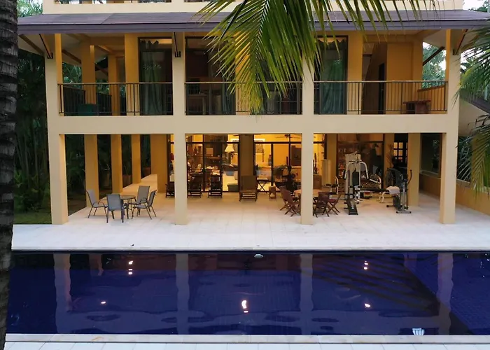 Home Stay Pool Villa Chiang Mai