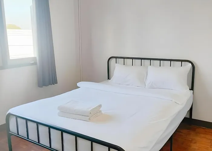 Stay On Sukhumvit Soi 11