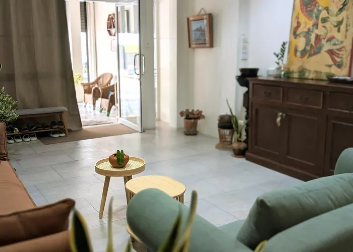 Jane\'S House In The Old Town 3