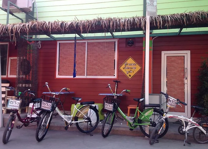 Chang Hotel