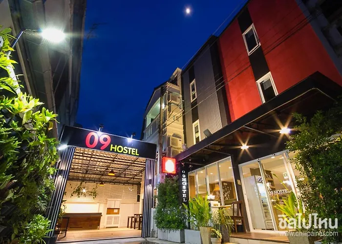 09 Hostel