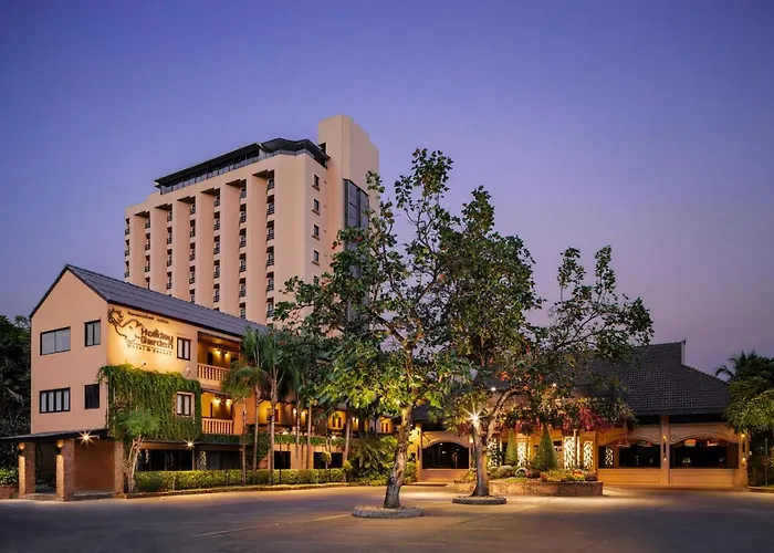 Holiday Garden Hotel