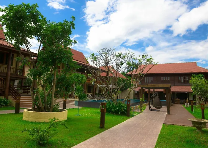 Huean Kham Hom Resort
