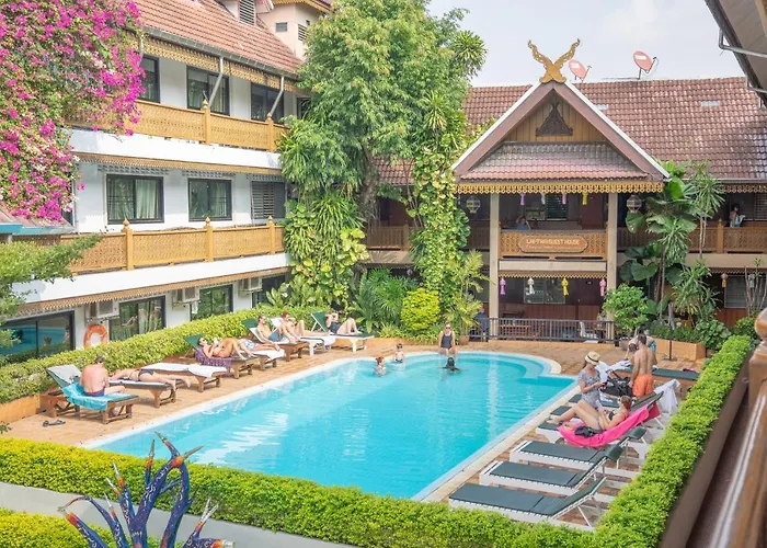 Collection O Khu Mueang Near Tha Phae Gate Formerly Lai Thai Guesthouse