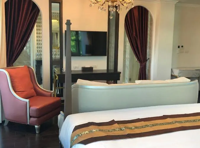 Nanta Glam CM Hotel & Residences