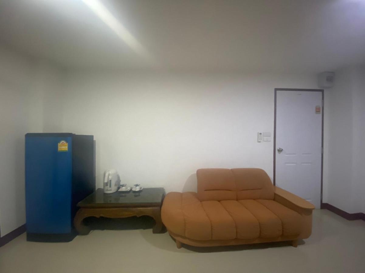 Hotel Oyo 1135 Triple A Chiang Mai