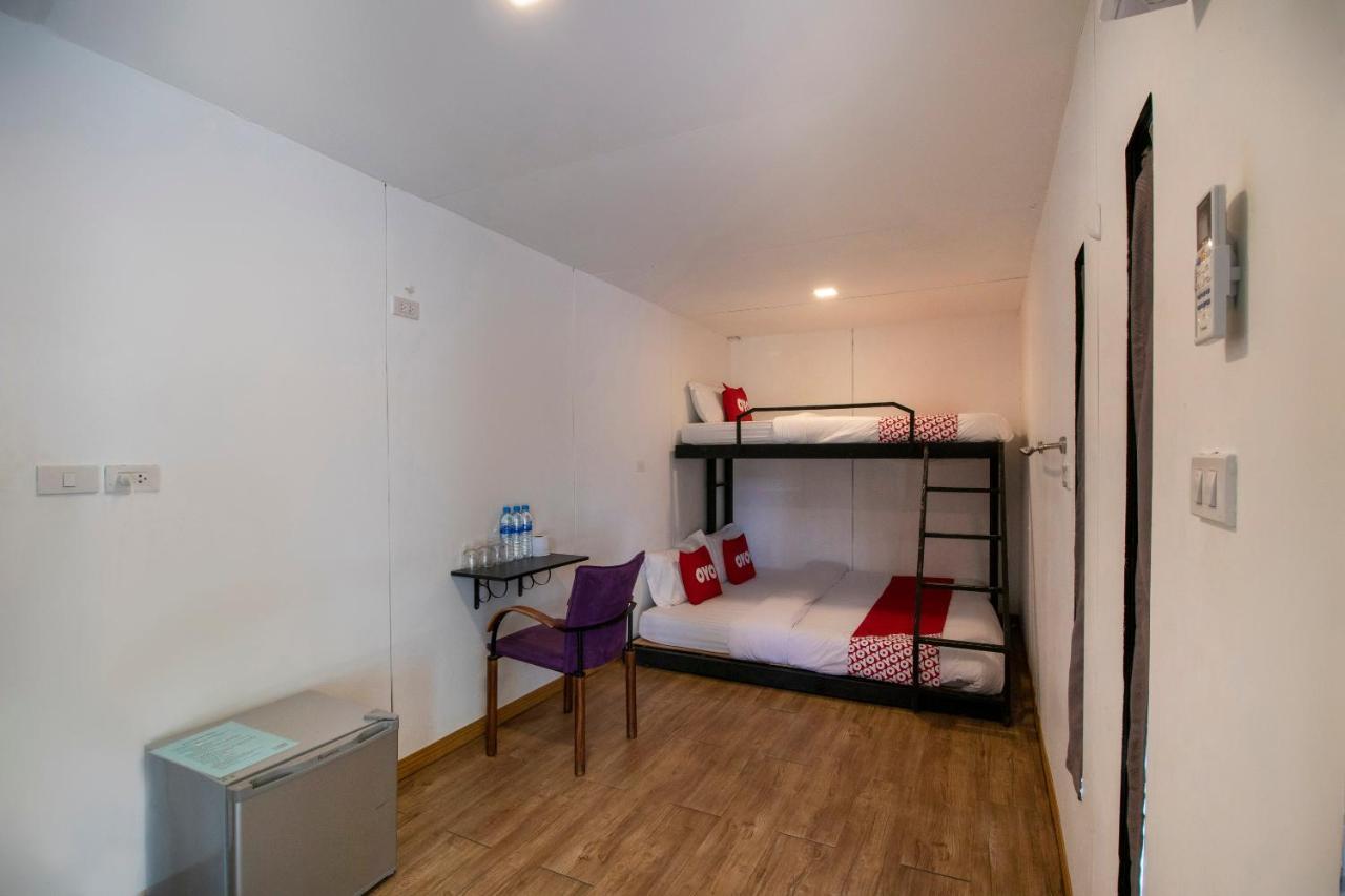 Oyo 673 Sleep Box Hotel