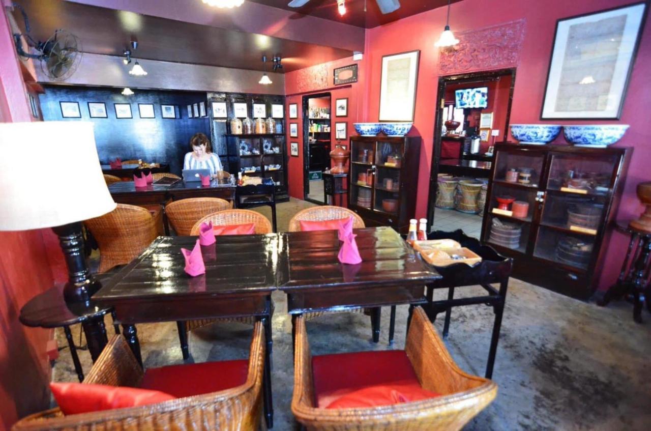 Hotel Tri Yaan Na Ros Colonial House 4*