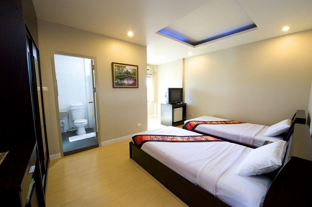 Hotel Super Oyo 1096 Winner Chiang Mai