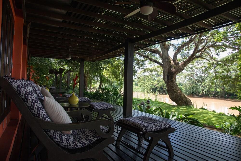 Baan Namping Riverside Village 3* Chiang Mai