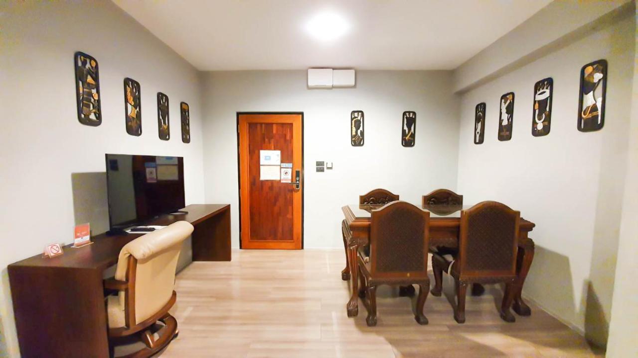 Hotel Big Tree Old Town 3*