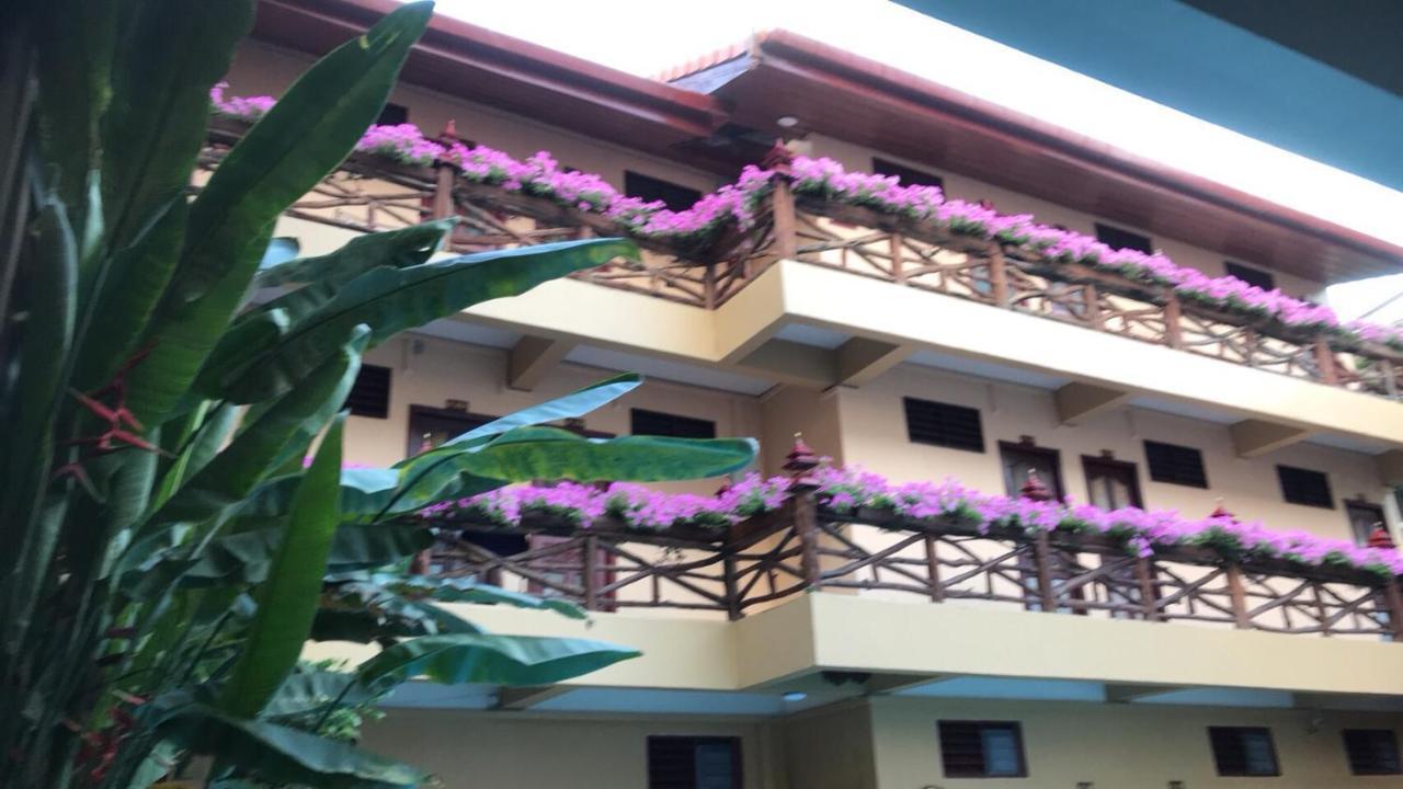S.k. House 1 Guest house