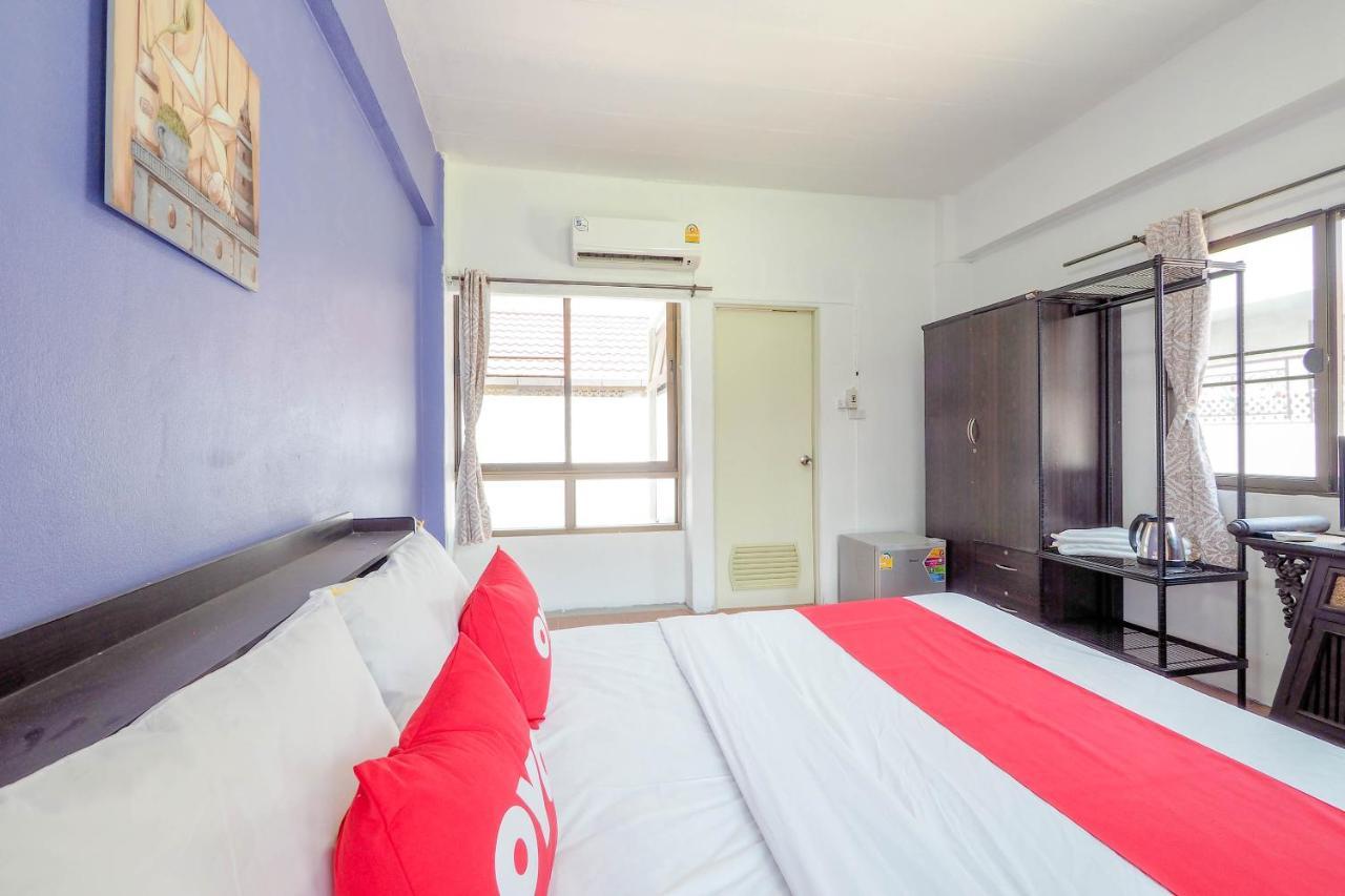 Hotel Oyo 817 Noble Thippanate 2*