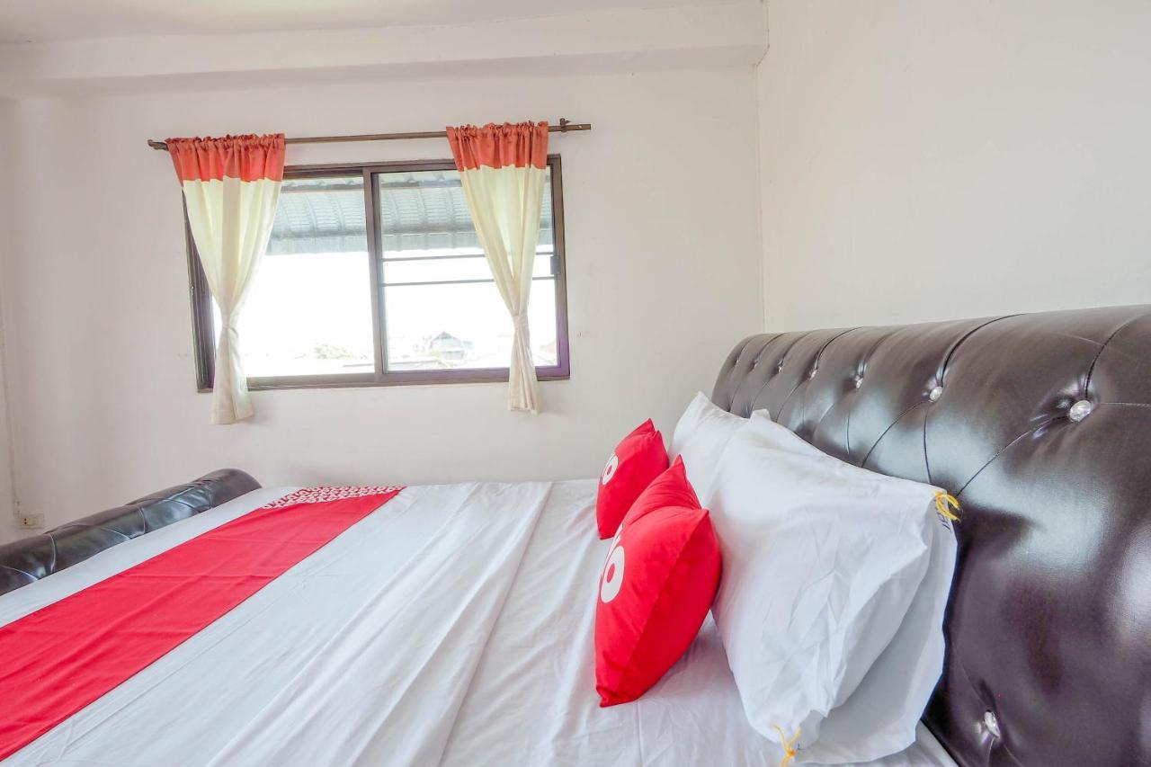 Oyo 817 Noble Thippanate 2*