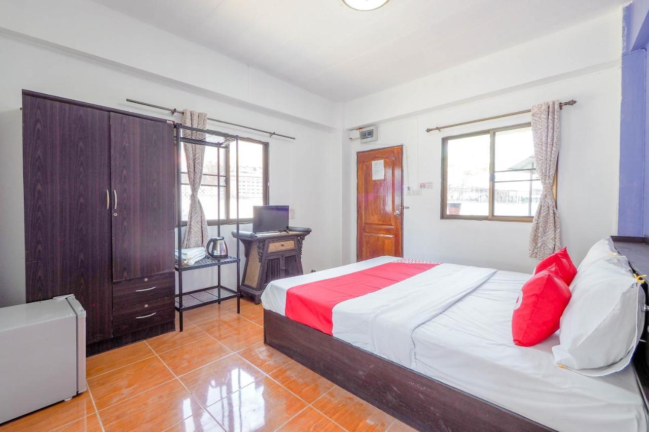 Oyo 817 Noble Thippanate 2* Chiang Mai