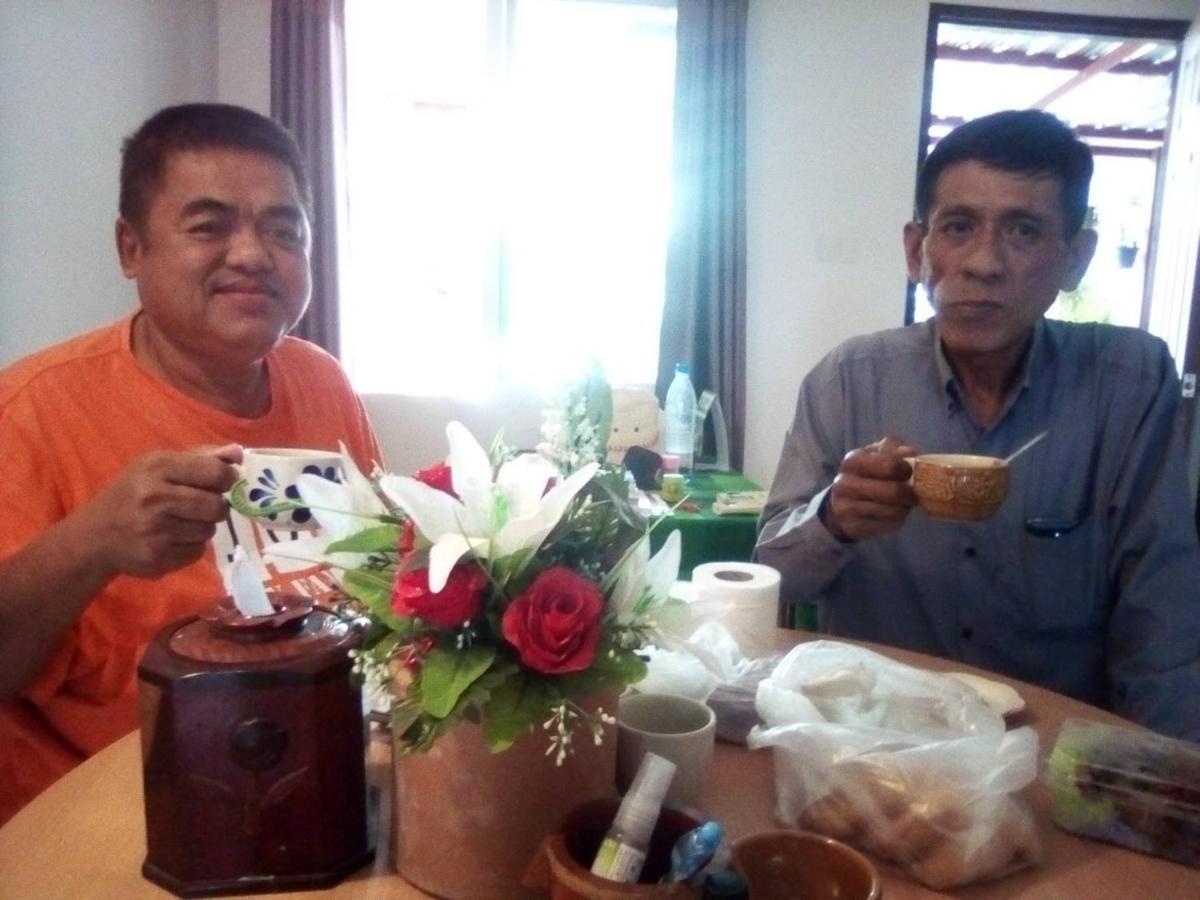 Chom Chan &