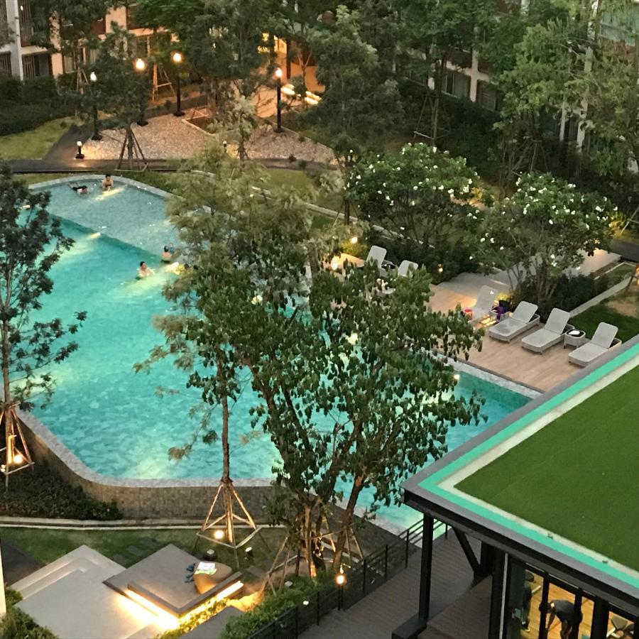 Cozy Close To Festival In Chiangmai Apartment