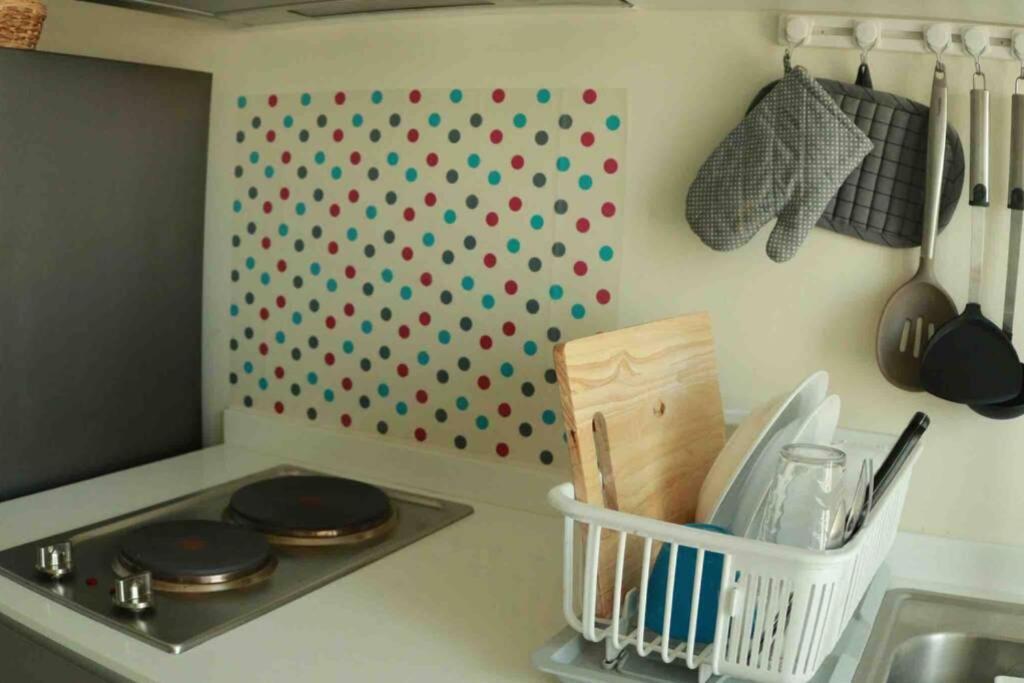 Cozy Close To Festival In Chiangmai Apartment *
