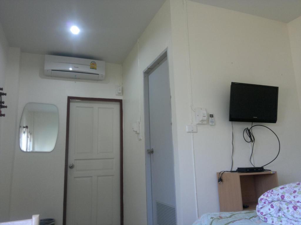 Srikum House Guest house