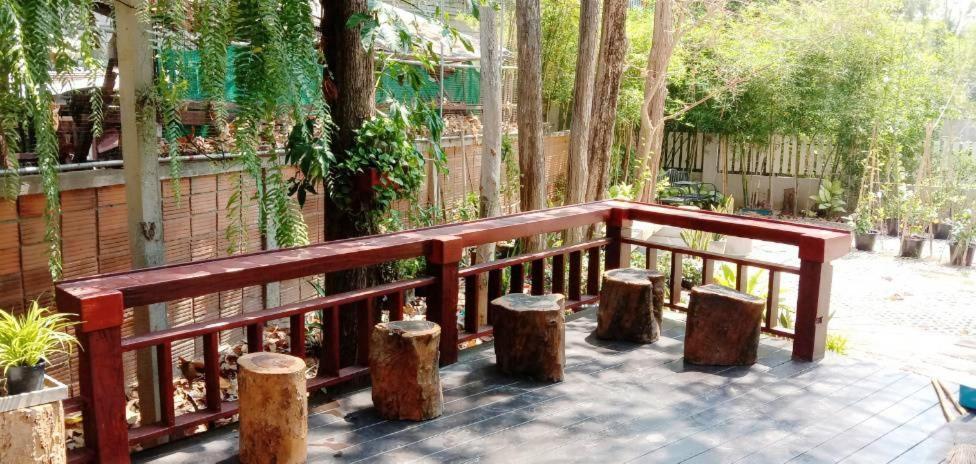 Maleehome Guest house