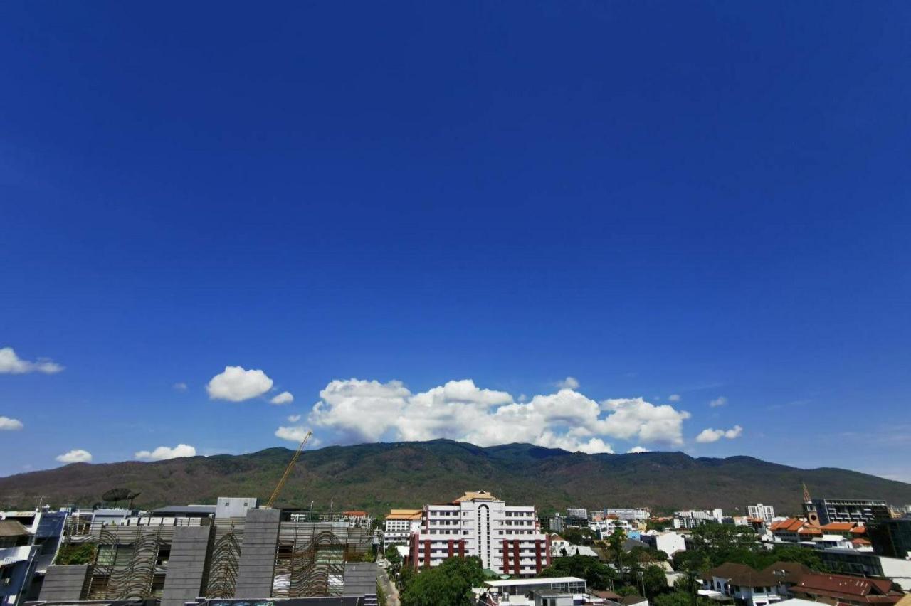 Nimmanhemin Center With Rooftop Pool Apartment Chiang Mai