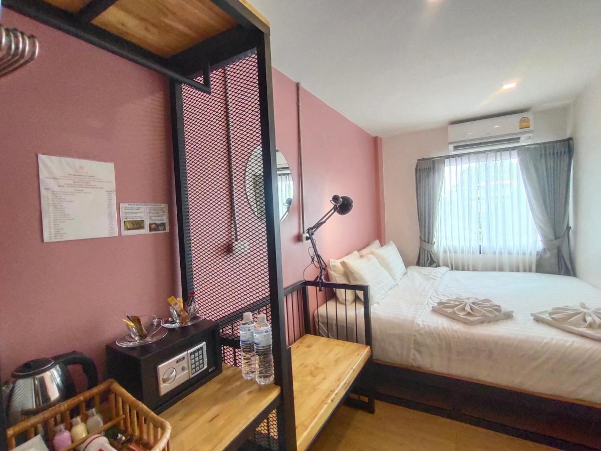 Nai Wiang Poshtel *