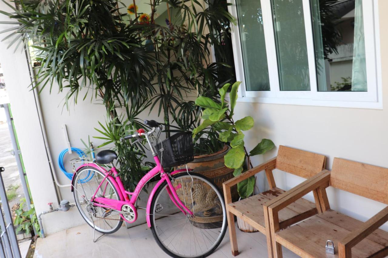 8th House @ Center Of Chiangmai Old Town