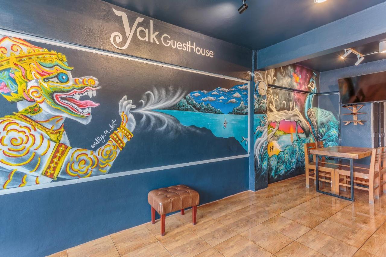 Hotel Yak 2*