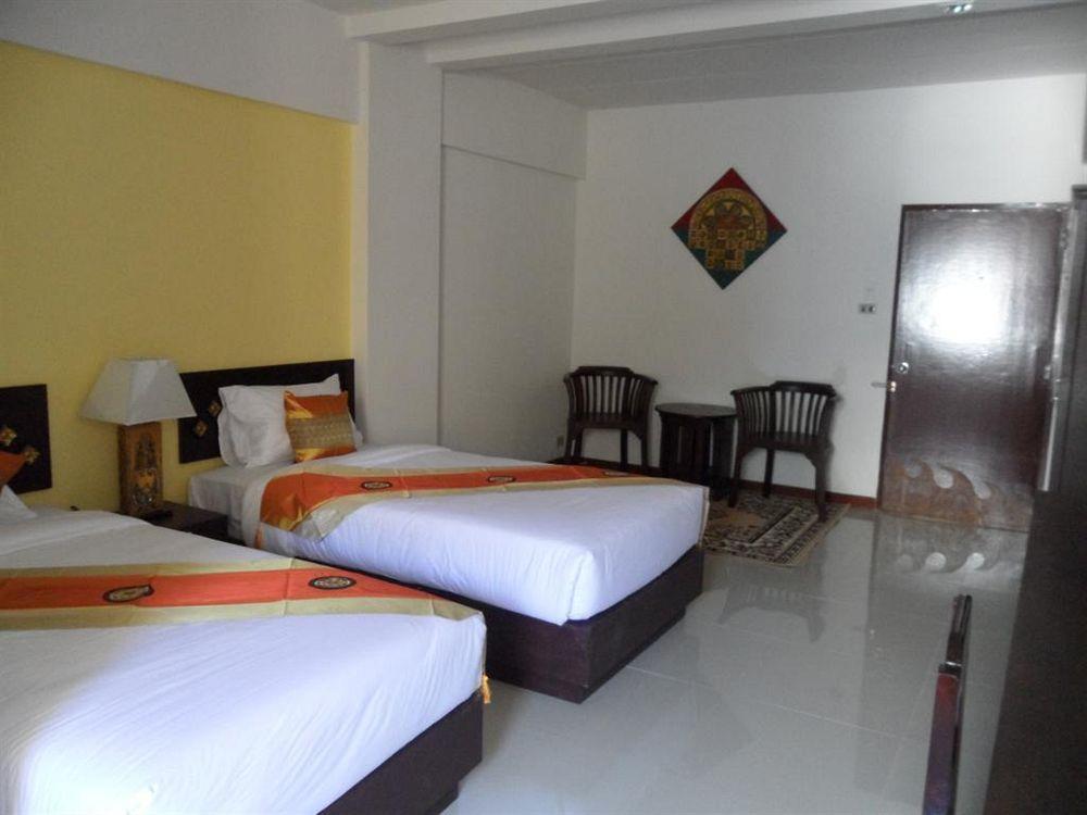 Bua Raya 3*