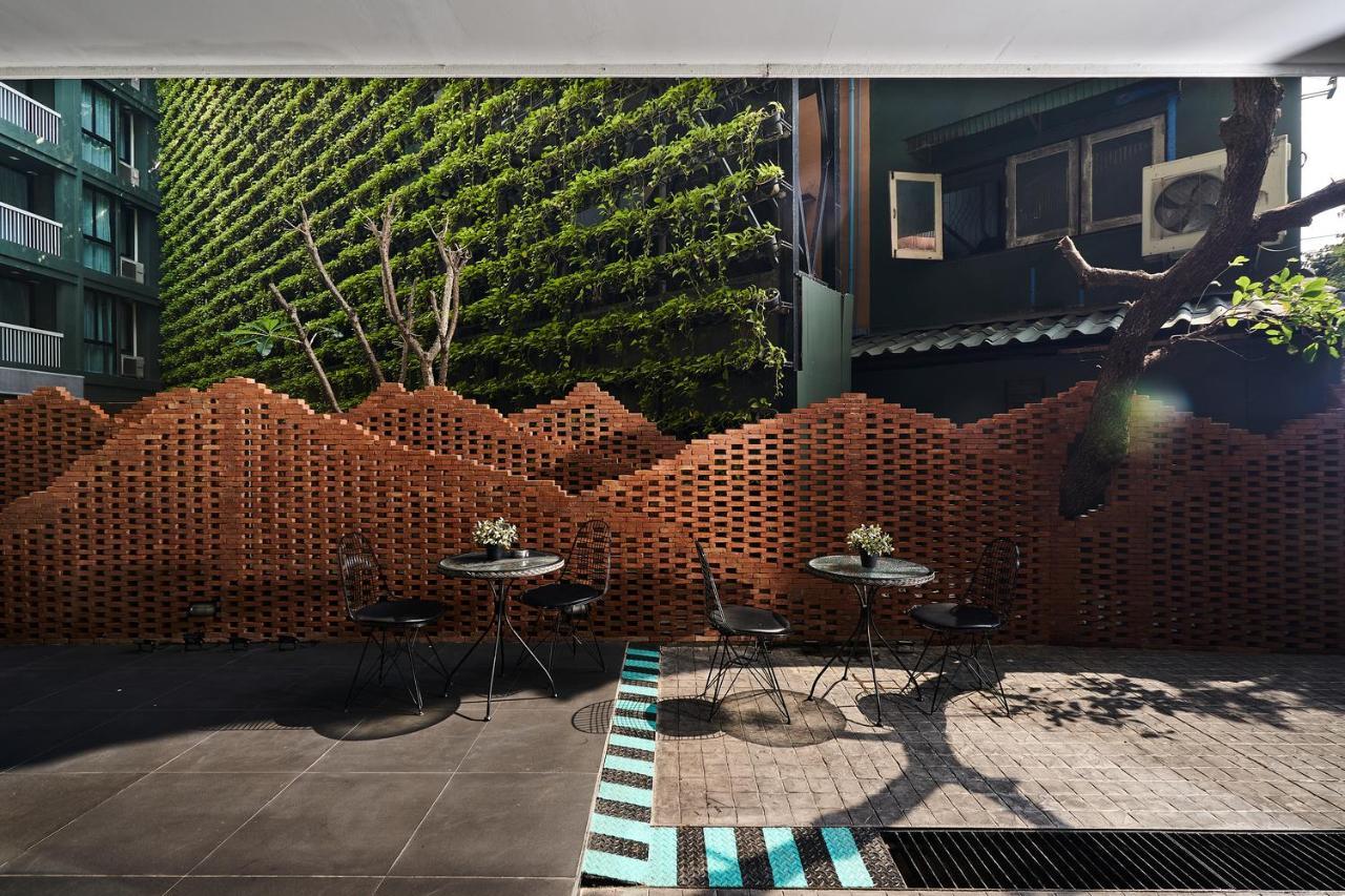 Hotel Cross Vibe Decem Nimman