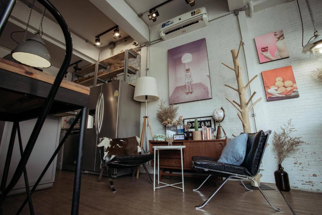 Acomodação com café da manhã  J Poshtel Chiangmai