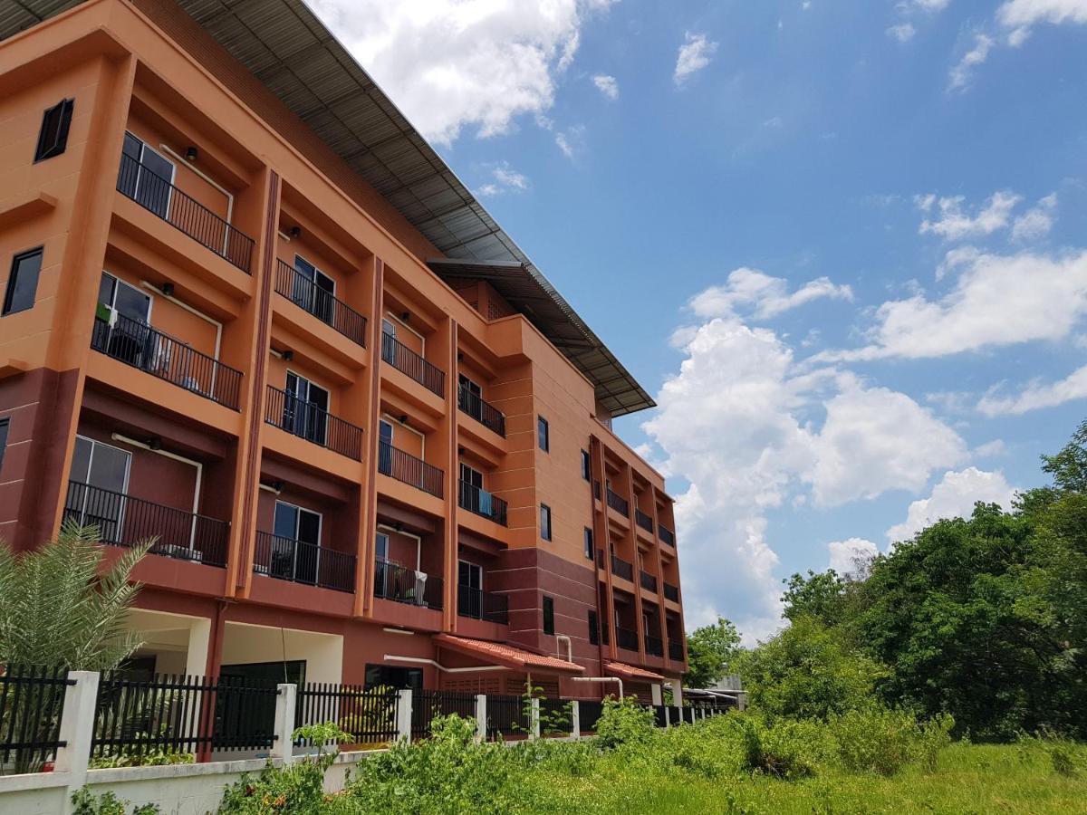 Apartment Boonthavon Maejo Chiang Mai