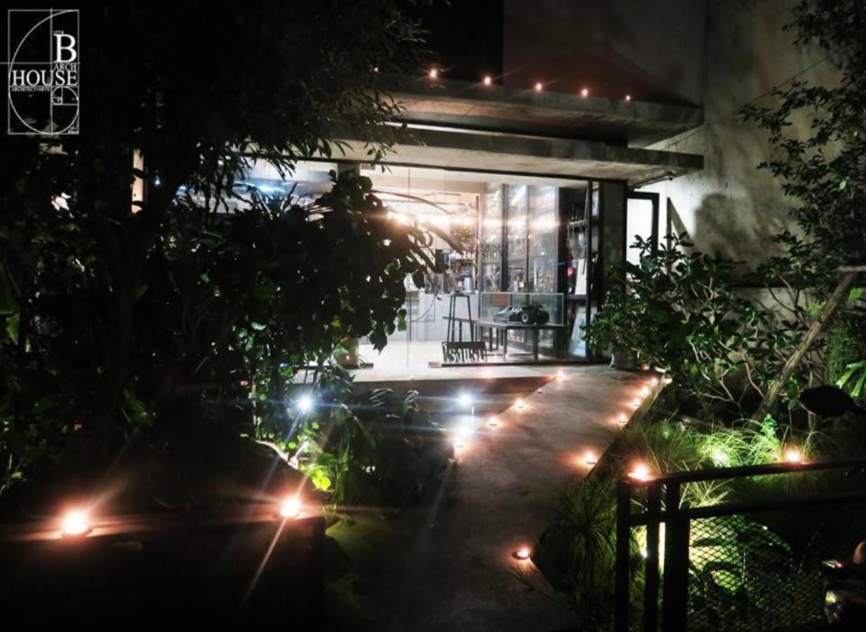 B Arch House Guest house