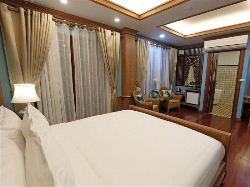 Rich Garden House 3*