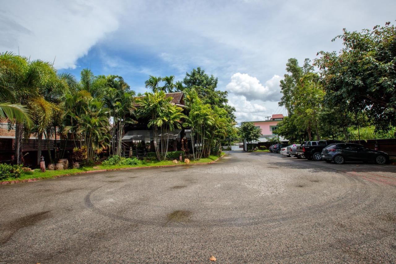 Huen Jao Ban Hotel Hotel