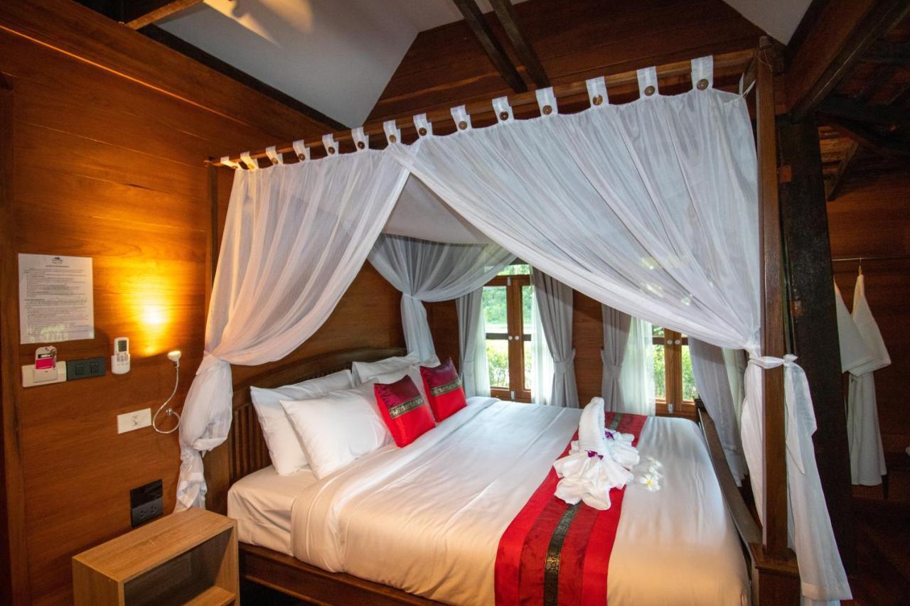 Royal Train Garden Hotel