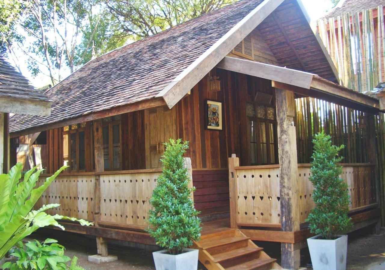 Tanita House