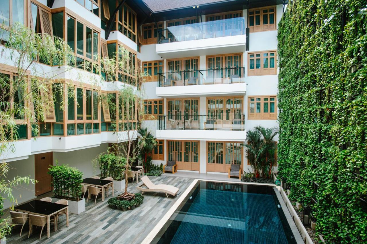 Hotel Moon Dragon 3*