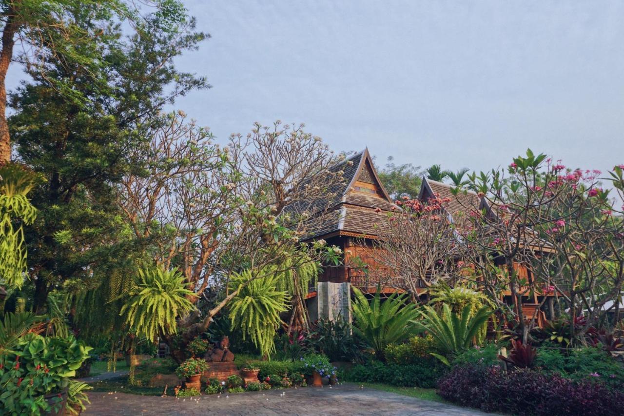 Resort Baansuwanburi 3*