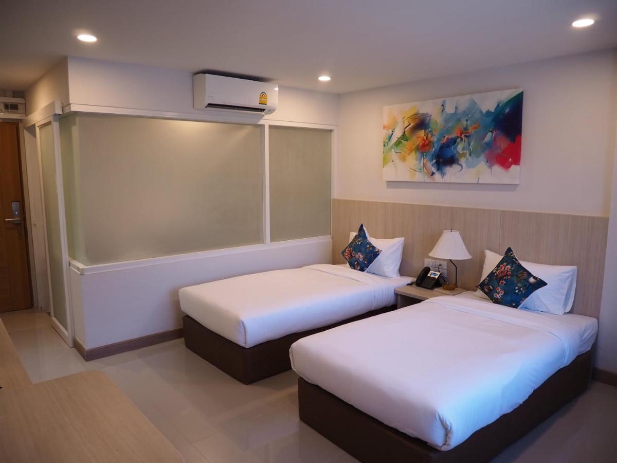 Malee Hotel 3*