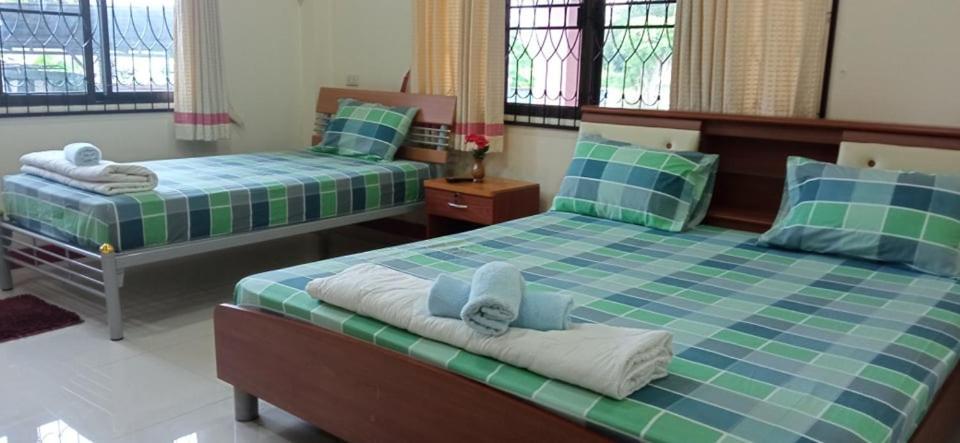 Marangyang tolda เพลส 200 300 150 ที่พักเชียงใหม่ราคาถูก ห้องพักเชียงใหม่ราคาถูก โรงแรมเซลส์ส์