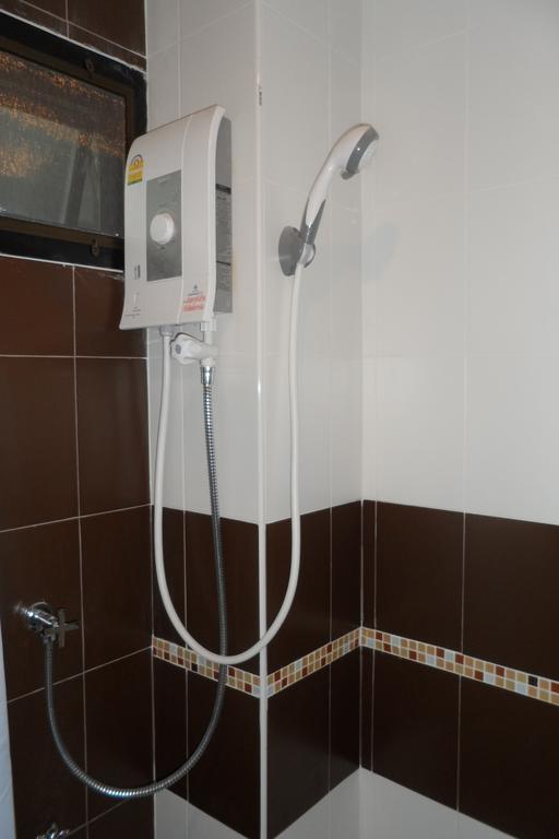 P Place (adults Only) Herberg Chiang Mai