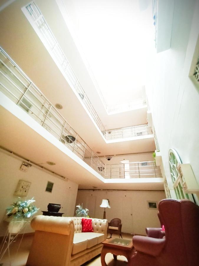 Common Living Apartment *