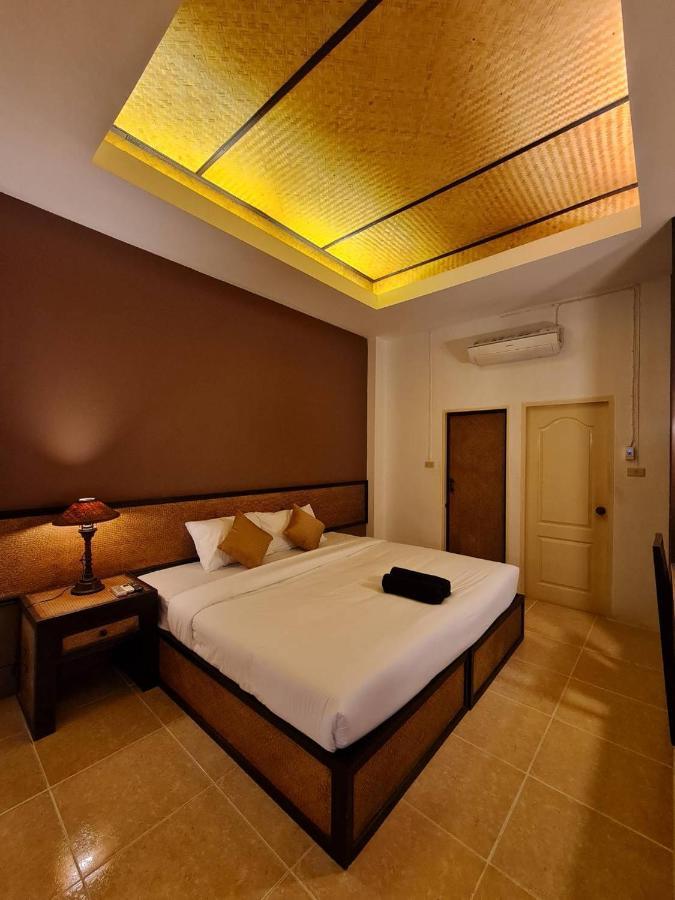 Sleep Cnx Hotel 3*