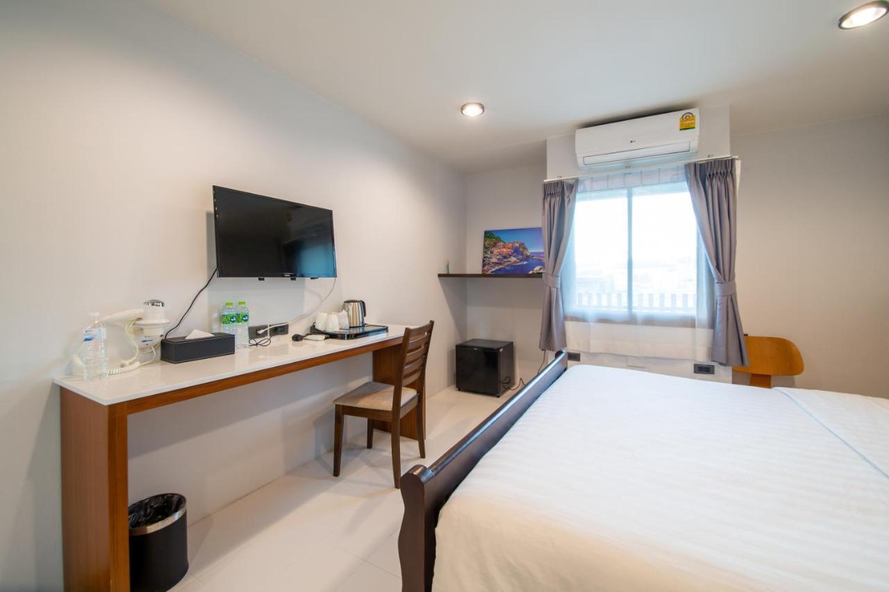 We Terminal Hotel 4*