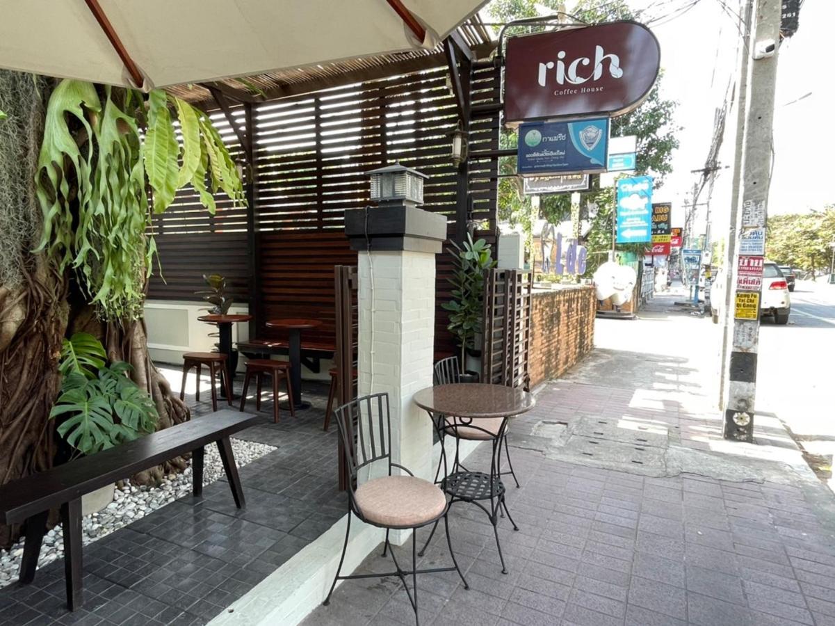 Hotel Rich Lanna House